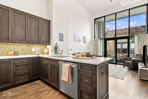 Tiny photo for 400 W ONTARIO Street #707, Chicago, IL 60654 (MLS # 12782804)