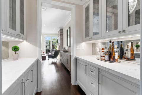 Tiny photo for 1634 W Surf Street, Chicago, IL 60657 (MLS # 12650973)