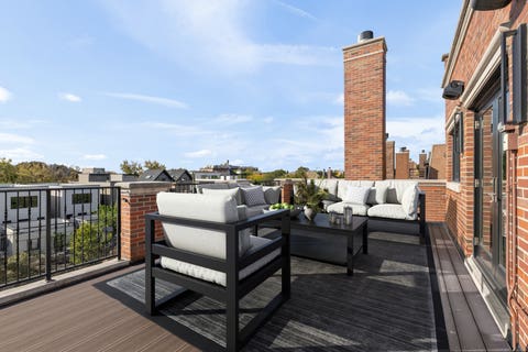 Tiny photo for 1634 W Surf Street, Chicago, IL 60657 (MLS # 12650973)