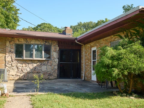Tiny photo for 306 Shooting Park Road, Peru, IL 61354 (MLS # 12745614)