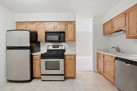 Tiny photo for 1110 Grove Street #2C, Downers Grove, IL 60515 (MLS # 12595929)