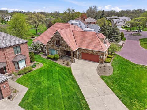 Tiny photo for 910 Red Fox Lane, Oak Brook, IL 60523 (MLS # 12616471)