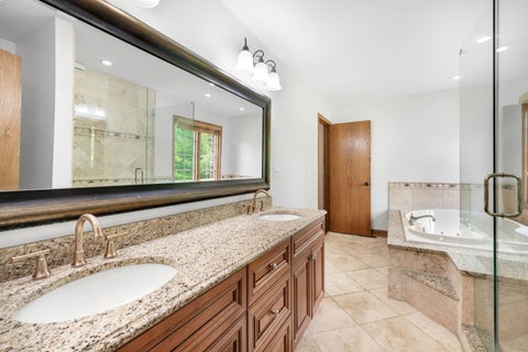 Tiny photo for 910 Red Fox Lane, Oak Brook, IL 60523 (MLS # 12616471)