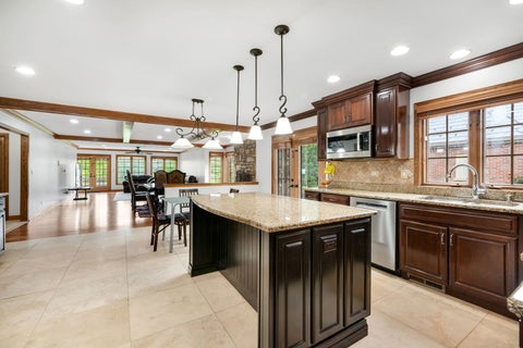 Tiny photo for 910 Red Fox Lane, Oak Brook, IL 60523 (MLS # 12616471)