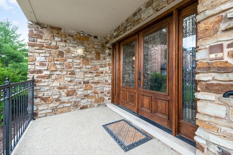 Tiny photo for 910 Red Fox Lane, Oak Brook, IL 60523 (MLS # 12616471)