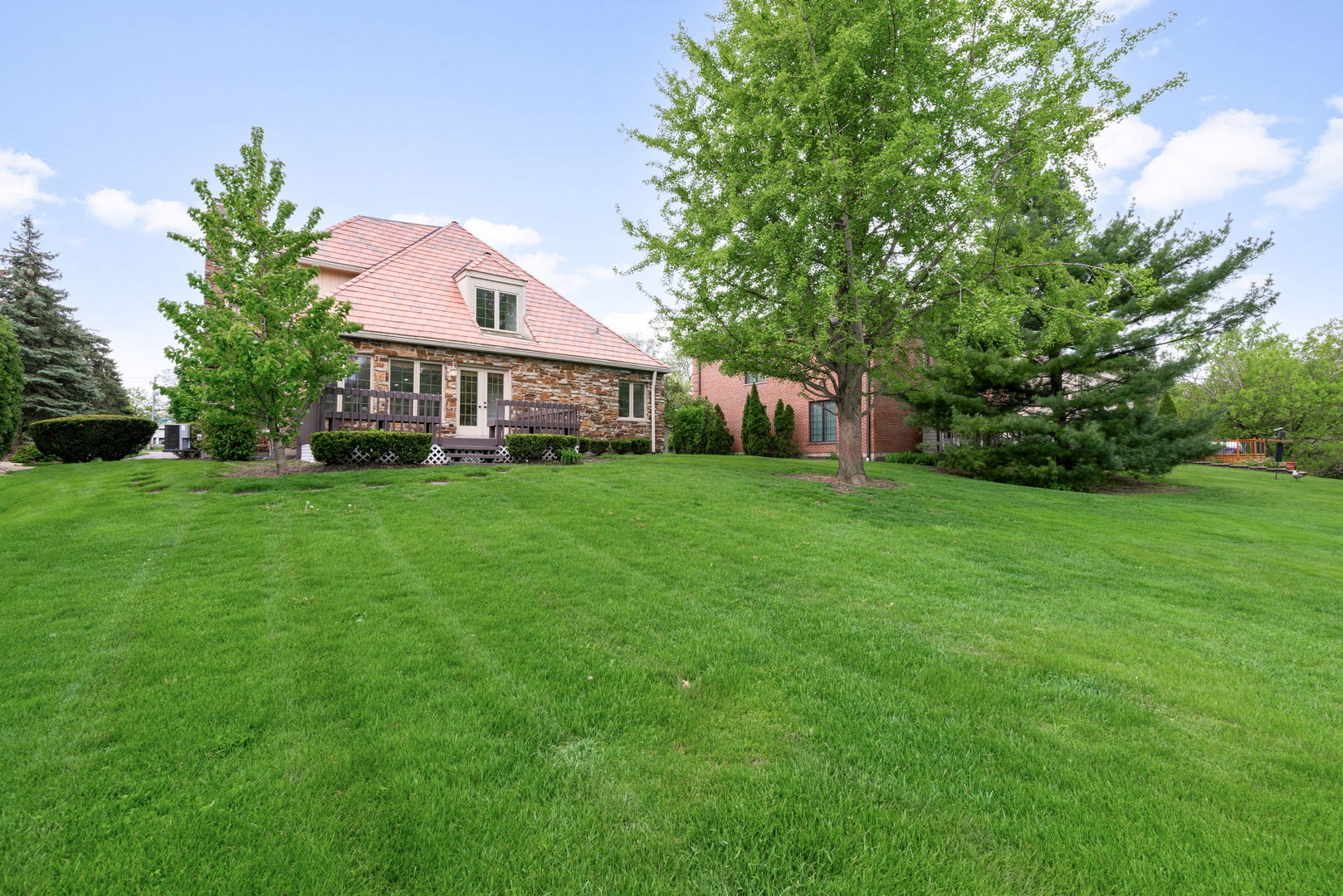 910 Red Fox Lane