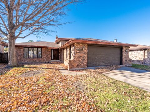 Photo of 17922 State Line Avenue, Lansing, IL 60438 (MLS # 12517445)