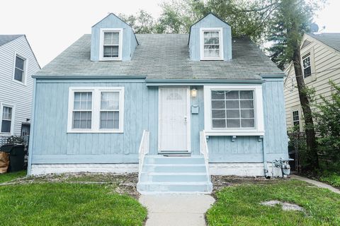 Photo of 14435 Martin Luther King Jr Drive, Dolton, IL 60419 (MLS # 12540811)