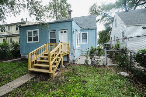 Tiny photo for 14435 Martin Luther King Jr Drive, Dolton, IL 60419 (MLS # 12540811)