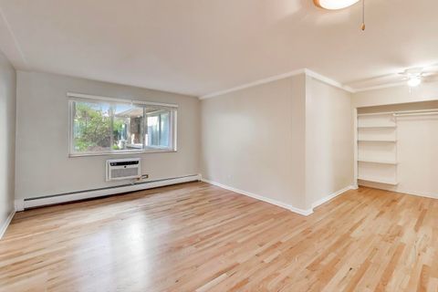 Tiny photo for 7315 N Oakley Avenue #1A, Chicago, IL 60645 (MLS # 12499468)