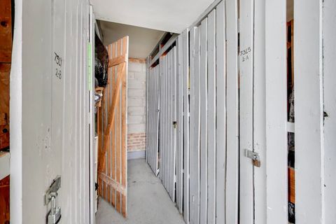 Tiny photo for 7315 N Oakley Avenue #1A, Chicago, IL 60645 (MLS # 12499468)