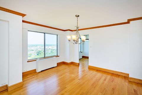 Tiny photo for 7033 N Kedzie Avenue #1706, Chicago, IL 60645 (MLS # 12401716)