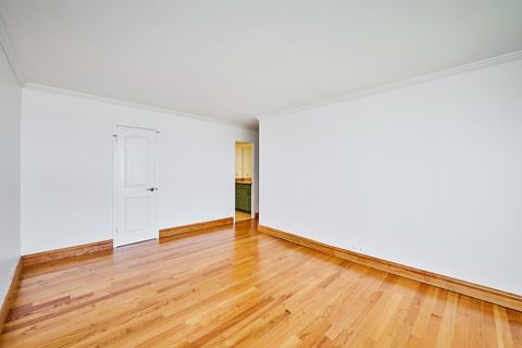 Tiny photo for 7033 N Kedzie Avenue #1706, Chicago, IL 60645 (MLS # 12401716)