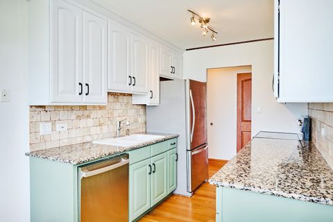 Tiny photo for 7033 N Kedzie Avenue #1706, Chicago, IL 60645 (MLS # 12401716)