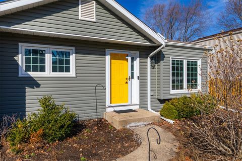 Tiny photo for 2725 Springdale Circle, Naperville, IL 60564 (MLS # 12592816)