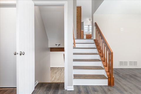 Tiny photo for 2725 Springdale Circle, Naperville, IL 60564 (MLS # 12592816)