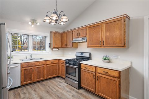 Tiny photo for 2725 Springdale Circle, Naperville, IL 60564 (MLS # 12592816)