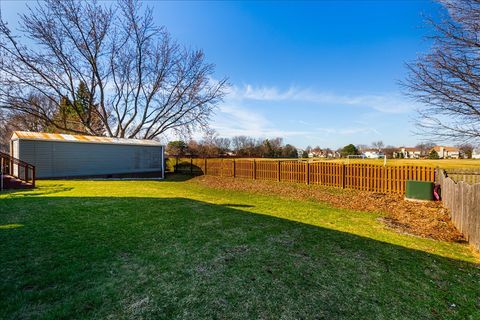 Tiny photo for 2725 Springdale Circle, Naperville, IL 60564 (MLS # 12592816)