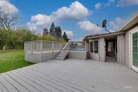 Tiny photo for 23 Hesterman Drive, Glendale Heights, IL 60139 (MLS # 12522178)