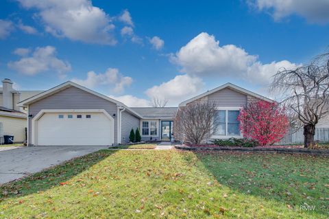 Tiny photo for 23 Hesterman Drive, Glendale Heights, IL 60139 (MLS # 12522178)