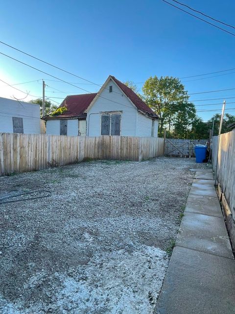 Tiny photo for 906 W 71st Street, Chicago, IL 60621 (MLS # 12667554)