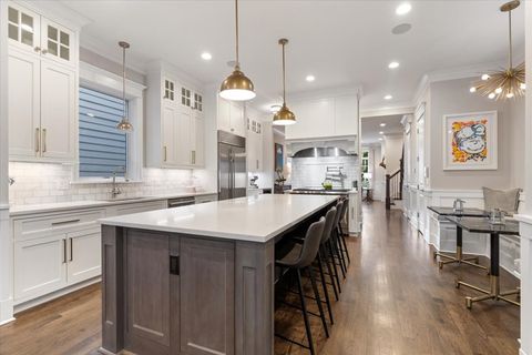 Tiny photo for 1924 W Farragut Avenue, Chicago, IL 60640 (MLS # 12635358)