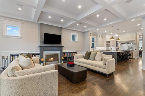Tiny photo for 1924 W Farragut Avenue, Chicago, IL 60640 (MLS # 12635358)