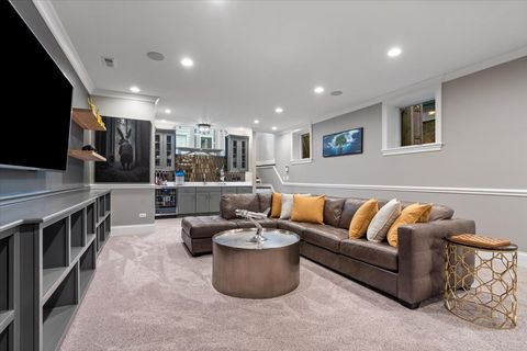 Tiny photo for 1924 W Farragut Avenue, Chicago, IL 60640 (MLS # 12635358)