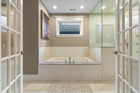 Tiny photo for 1924 W Farragut Avenue, Chicago, IL 60640 (MLS # 12635358)