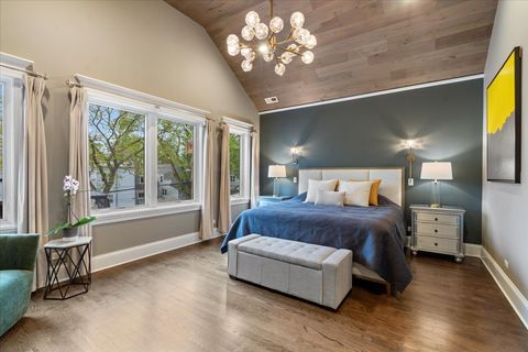 Tiny photo for 1924 W Farragut Avenue, Chicago, IL 60640 (MLS # 12635358)