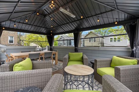 Tiny photo for 1924 W Farragut Avenue, Chicago, IL 60640 (MLS # 12635358)