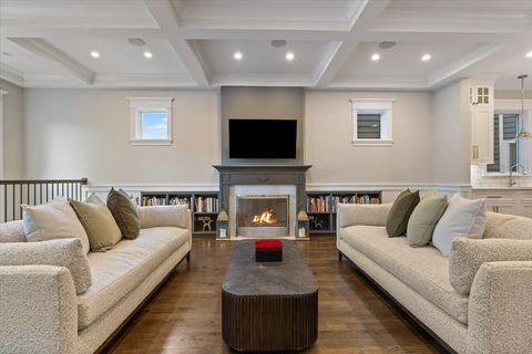 Tiny photo for 1924 W Farragut Avenue, Chicago, IL 60640 (MLS # 12635358)
