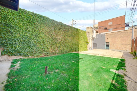 Tiny photo for 1552 W Fullerton Avenue #3, Chicago, IL 60614 (MLS # 12752564)