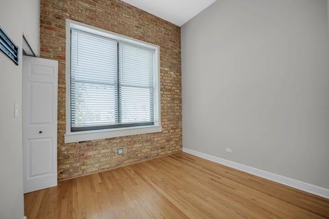 Tiny photo for 1552 W Fullerton Avenue #3, Chicago, IL 60614 (MLS # 12752564)