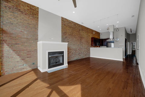 Tiny photo for 1552 W Fullerton Avenue #3, Chicago, IL 60614 (MLS # 12752564)