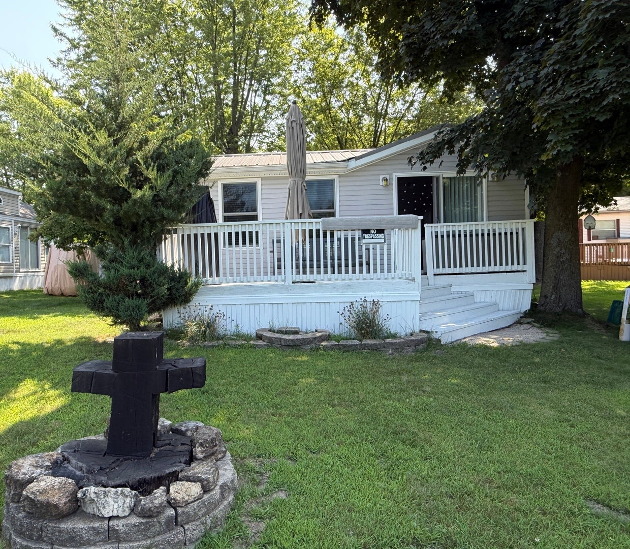 23-47 Woodhaven Lakes