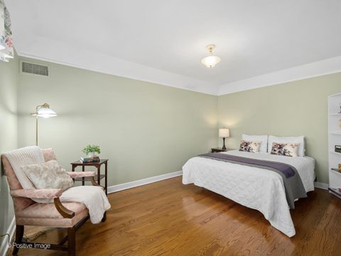 Tiny photo for 838 N Kensington Avenue, La Grange Park, IL 60526 (MLS # 12606578)