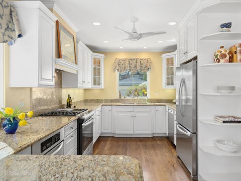 Tiny photo for 838 N Kensington Avenue, La Grange Park, IL 60526 (MLS # 12606578)