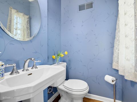 Tiny photo for 838 N Kensington Avenue, La Grange Park, IL 60526 (MLS # 12606578)