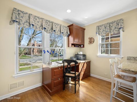 Tiny photo for 838 N Kensington Avenue, La Grange Park, IL 60526 (MLS # 12606578)