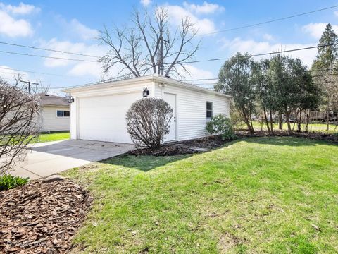 Tiny photo for 838 N Kensington Avenue, La Grange Park, IL 60526 (MLS # 12606578)