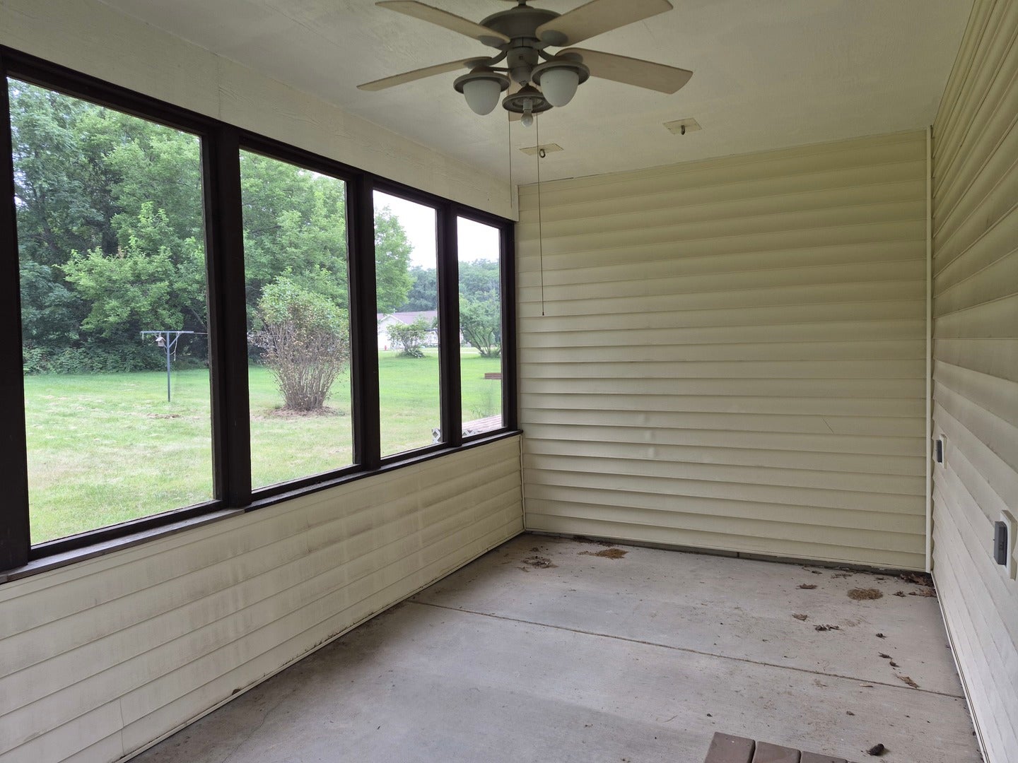 830 Lake Summerset Road