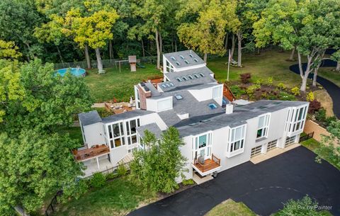 A home in St. Charles