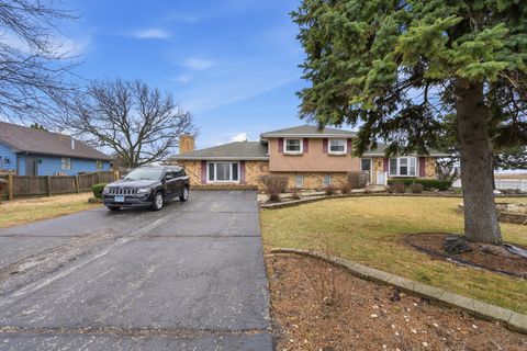 Tiny photo for 20753 Mary Drive, Lockport, IL 60441 (MLS # 12580121)