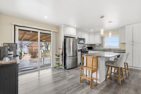 Tiny photo for 20753 Mary Drive, Lockport, IL 60441 (MLS # 12580121)