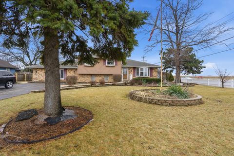 Tiny photo for 20753 Mary Drive, Lockport, IL 60441 (MLS # 12580121)