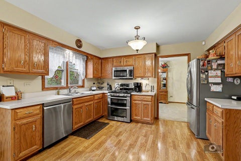 Tiny photo for 1613 Chestnut Hill Road, Plainfield, IL 60586 (MLS # 12730760)