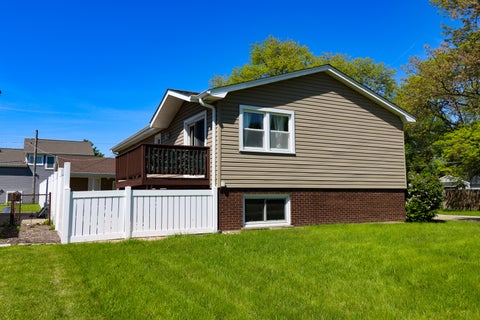 Tiny photo for 500 N Westwood Avenue, Lombard, IL 60148 (MLS # 12762072)