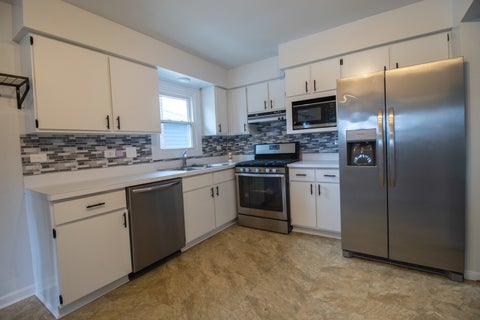 Tiny photo for 500 N Westwood Avenue, Lombard, IL 60148 (MLS # 12762072)