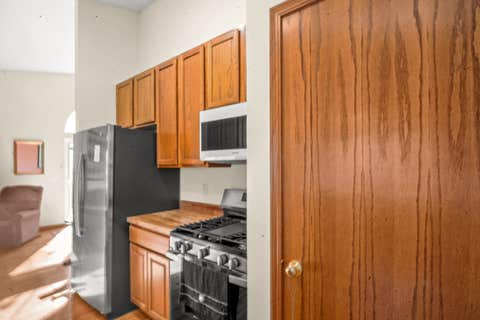 Tiny photo for 1412 Charleston Court, Geneva, IL 60134 (MLS # 12726324)